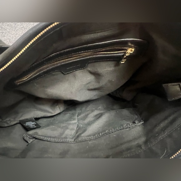 Bebe Shoulder Bag! - Picture 10 of 16
